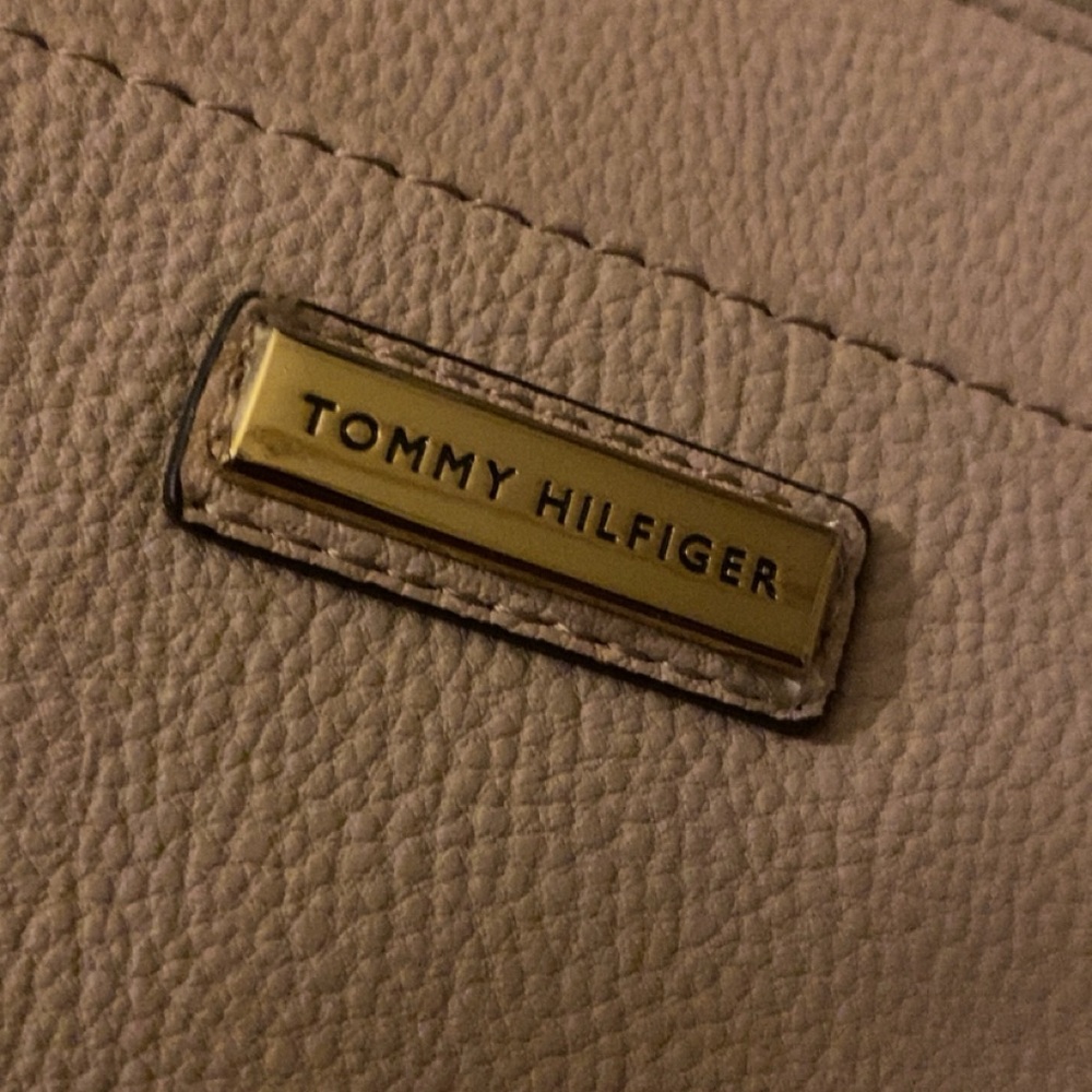 Tommy Hilfiger Crossbody bag